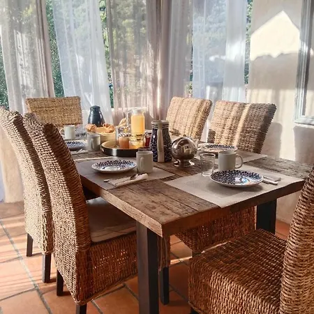 Mas Serre Plume Bed & Breakfast *