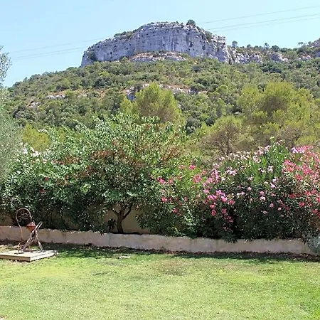 Mas Serre Plume Bed & Breakfast *